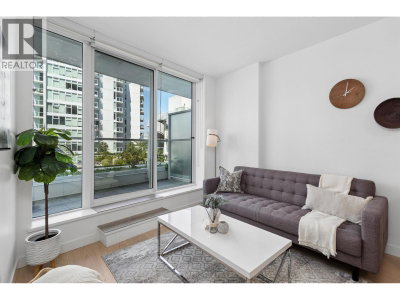 2220 KINGSWAY Street | Vancouver British Columbia | Slide Image Three