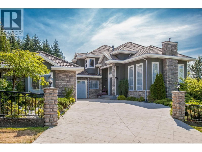 1583 PARKWAY Boulevard Coquitlam British Columbia, V3E 3M6 - 6 Bedrooms Home For Sale