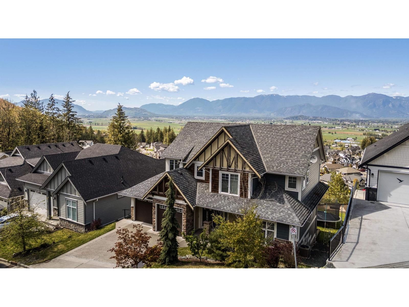 50473 KINGSTON Drive, Chilliwack, British Columbia V4Z 0C2