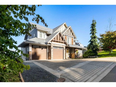 50473 KINGSTON Drive | Chilliwack British Columbia | Slide Image Two