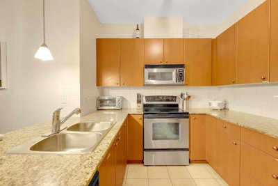 15380 102A Avenue | Surrey British Columbia | Slide Image Thirteen