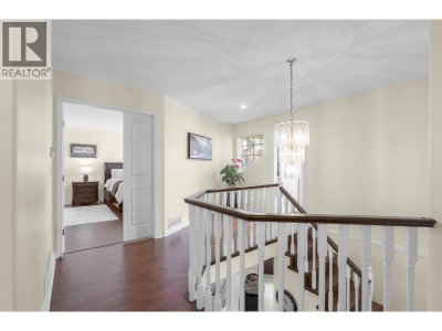 57 FOXWOOD Drive | Port Moody British Columbia | Slide Image Fourteen
