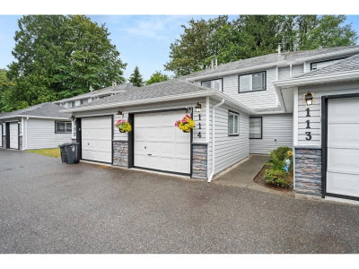 9507 208 Street | Langley British Columbia | Slide Image Three