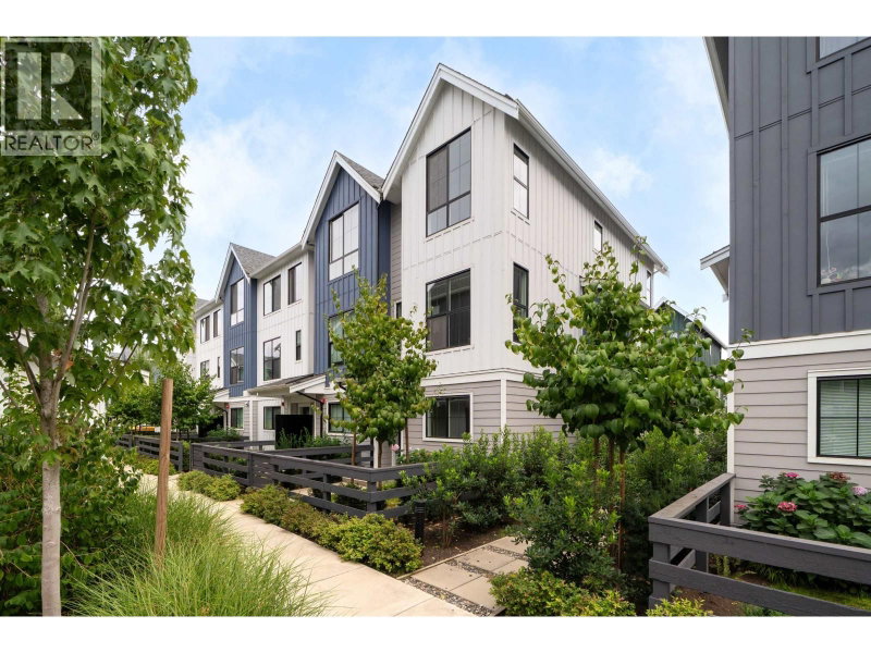 488 FURNESS Street New Westminster British Columbia, V3M 0M1 - 2 Bedrooms Condo For Sale