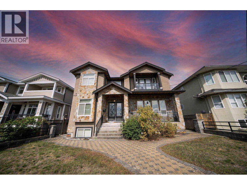 5957 MCKEE Street Burnaby British Columbia, V5J 2V6 - 6 Bedrooms Home For Sale