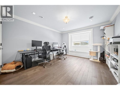 5957 MCKEE Street | Burnaby British Columbia | Slide Image Thirteen