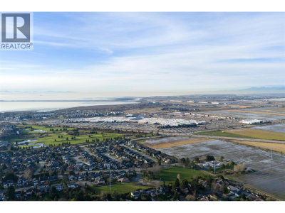 1369 56 Street | Tsawwassen British Columbia | Slide Image Thirty-one