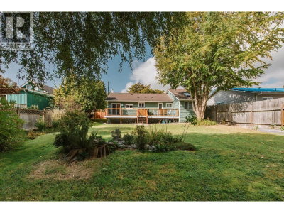 320 COCHRANE Road | Gibsons British Columbia | Slide Image Thirty-one