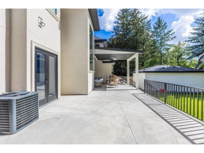 5573 125A Street | Surrey British Columbia | Slide Image Thirty-eight