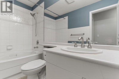 1242 TOWN CENTRE Boulevard | Coquitlam British Columbia | Slide Image Eleven