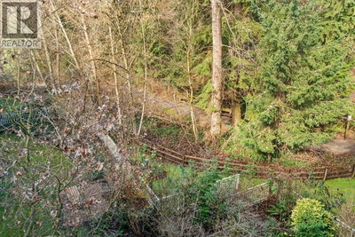 1242 TOWN CENTRE Boulevard | Coquitlam British Columbia | Slide Image Fifteen
