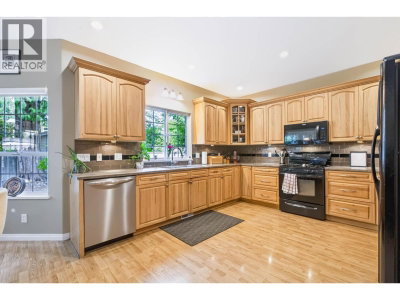 1545 DUNCAN Drive | Delta British Columbia | Slide Image Thirteen