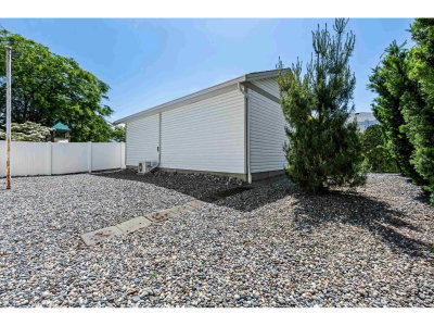 46677 RAMONA Drive | Chilliwack British Columbia | Slide Image Thirty-eight