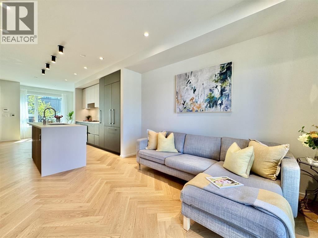 805 49TH Avenue, Vancouver, British Columbia V5Z 0A1