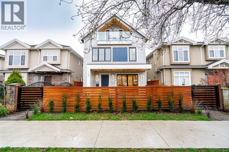 150 51ST Avenue Vancouver British Columbia, V5X 1C3 - 3 Bedrooms Home For Sale