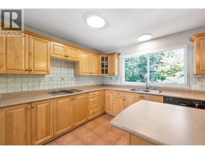 10291 CAITHCART Road | Richmond British Columbia | Slide Image Eight