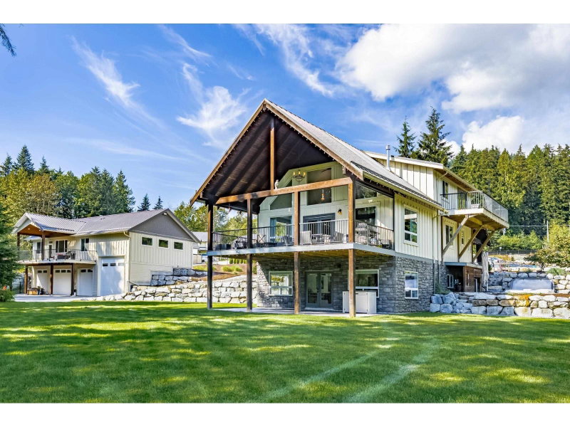 10062 CHARLONG Terrace Mission British Columbia, V2V 0B5 - 7 Bedrooms Home For Sale
