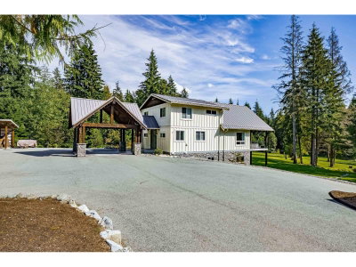 10062 CHARLONG Terrace | Mission British Columbia | Slide Image Four