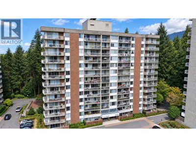 2020 FULLERTON Avenue | North Vancouver British Columbia | Slide Image Two