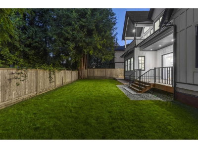 13026 16 Avenue | Surrey British Columbia | Slide Image Thirty