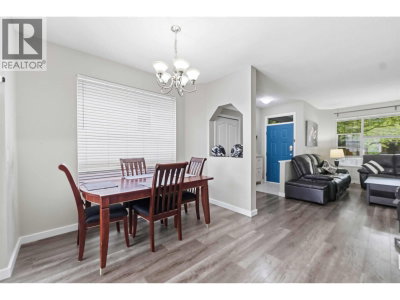 10288 243 Street | Maple Ridge British Columbia | Slide Image Ten