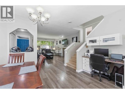 10288 243 Street | Maple Ridge British Columbia | Slide Image Eleven