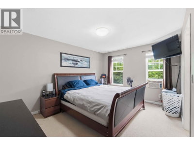 10288 243 Street | Maple Ridge British Columbia | Slide Image Twenty