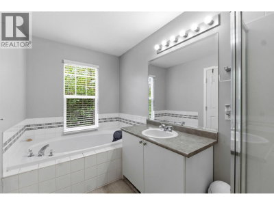 10288 243 Street | Maple Ridge British Columbia | Slide Image Twenty-two