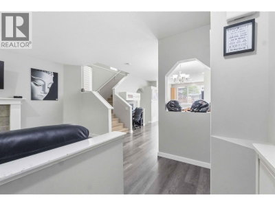 10288 243 Street | Maple Ridge British Columbia | Slide Image Twenty-eight
