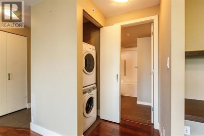 2959 GLEN Drive | Coquitlam British Columbia | Slide Image Thirteen