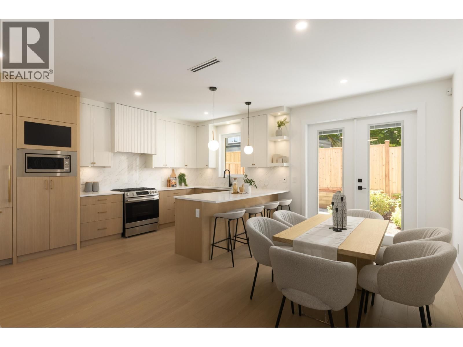 6525 DUFFERIN Avenue, Burnaby, British Columbia V5H 3T2