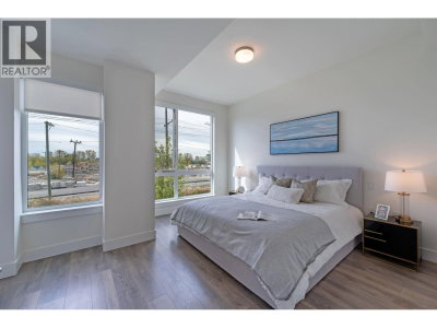 8599 RIVER DISTRICT Crossing | Vancouver British Columbia | Slide Image Nine
