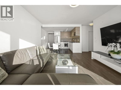 657 WHITING Way | Coquitlam British Columbia | Slide Image Thirteen