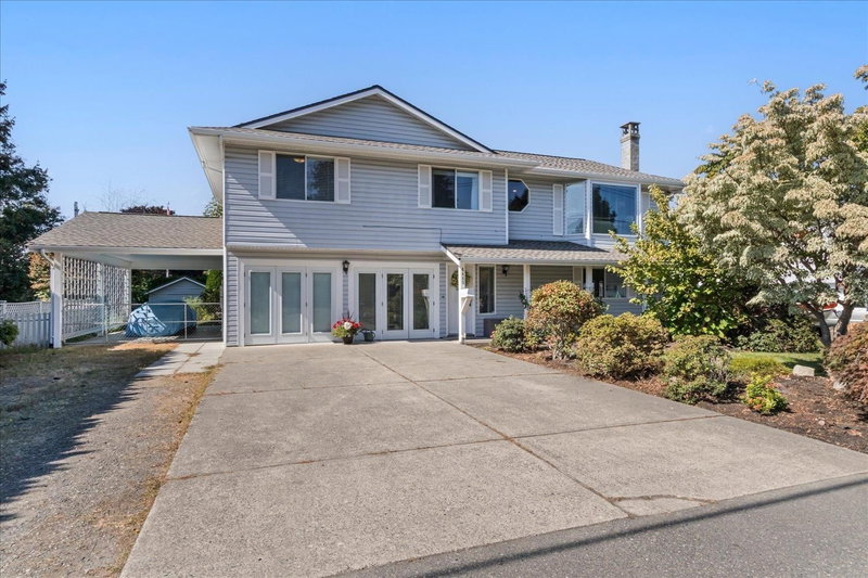 6445 SILVERTHORNE Road Chilliwack British Columbia, V2R 2N6 - 5 Bedrooms Home For Sale