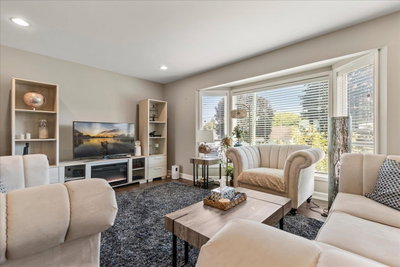6445 SILVERTHORNE Road | Chilliwack British Columbia | Slide Image Eight