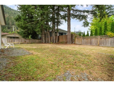 411 EMERALD Avenue | Harrison Hot Springs British Columbia | Slide Image Thirty-six