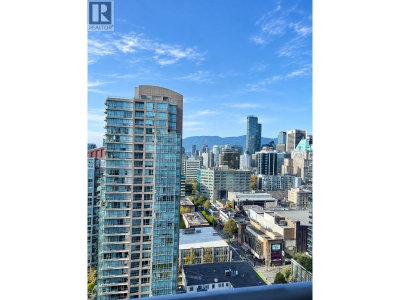 928 RICHARDS Street | Vancouver British Columbia | Slide Image Five