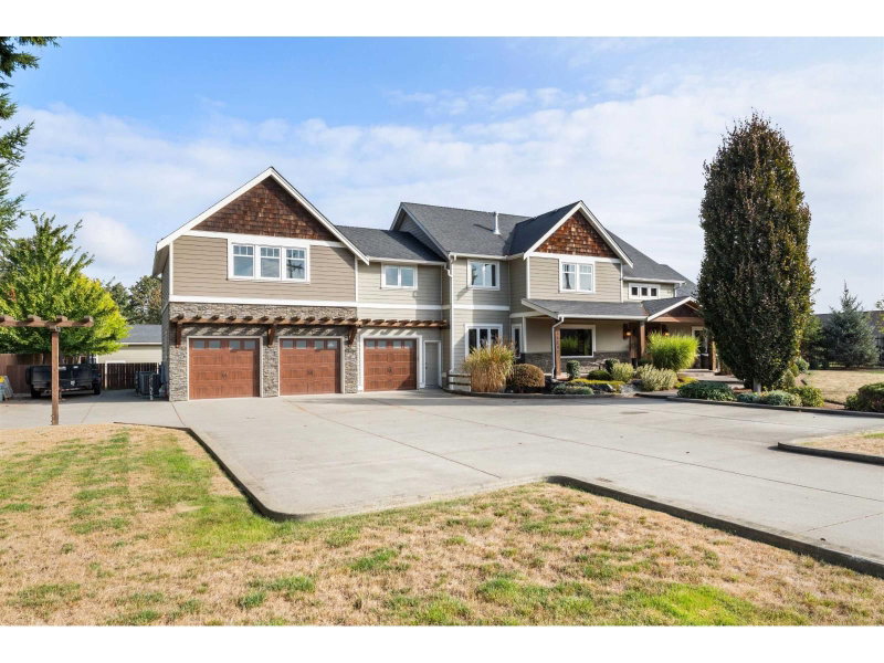 34247 FARMER Road Abbotsford British Columbia, V2S 4N2 - 9 Bedrooms Home For Sale