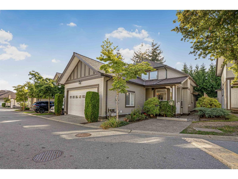 8250 158 Street Surrey British Columbia, V4N 0R5 - 5 Bedrooms Condo For Sale