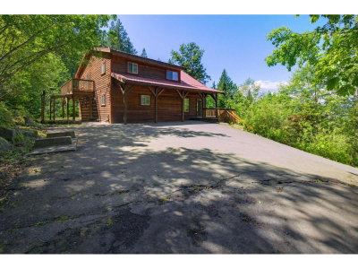 6981 MARBLE HILL Road | Chilliwack British Columbia | Slide Image Three