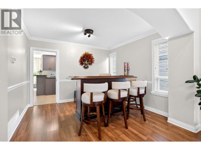 2020 PARKWAY Boulevard | Coquitlam British Columbia | Slide Image Nine