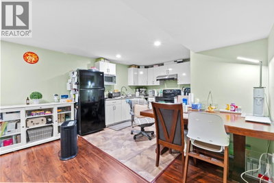 4330 SALISH Drive | Vancouver British Columbia | Slide Image Twelve