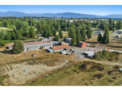 2481 LEFEUVRE Road | Abbotsford British Columbia | Slide Image Six