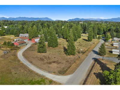 2481 LEFEUVRE Road | Abbotsford British Columbia | Slide Image Seven