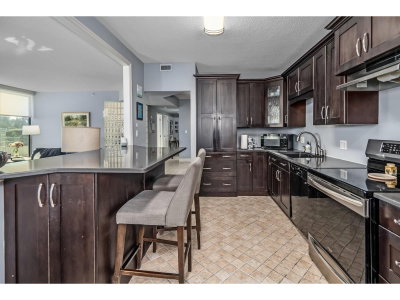 32330 SOUTH FRASER Way | Abbotsford British Columbia | Slide Image Sixteen