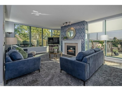 32330 SOUTH FRASER Way | Abbotsford British Columbia | Slide Image Two