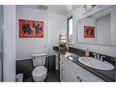 32330 SOUTH FRASER Way | Abbotsford British Columbia | Slide Image Twenty-one
