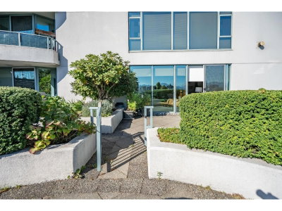 32330 SOUTH FRASER Way | Abbotsford British Columbia | Slide Image Thirty-four
