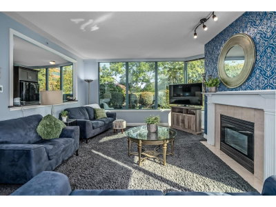 32330 SOUTH FRASER Way | Abbotsford British Columbia | Slide Image Five
