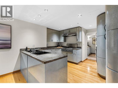 1233 BEACH Avenue | Vancouver British Columbia | Slide Image Eleven